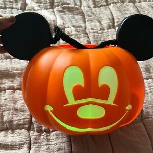 Mickey pumpkin head light up trick or treat basket